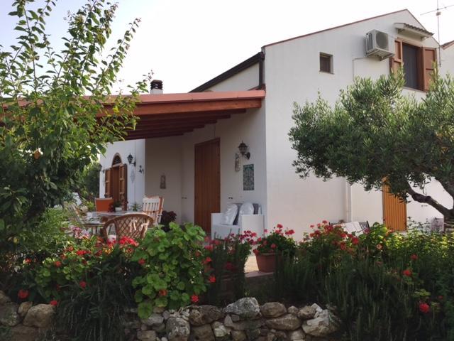 Uliveto House Bed & Breakfast Castellammare del Golfo Exterior foto